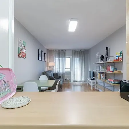 Estilo Urbano En By Cabana Apartment Vigo